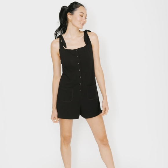 S+T BRUNCH TIME BUTTON UP ROMPERALLS in Midnight Black - Picture 4 of 5